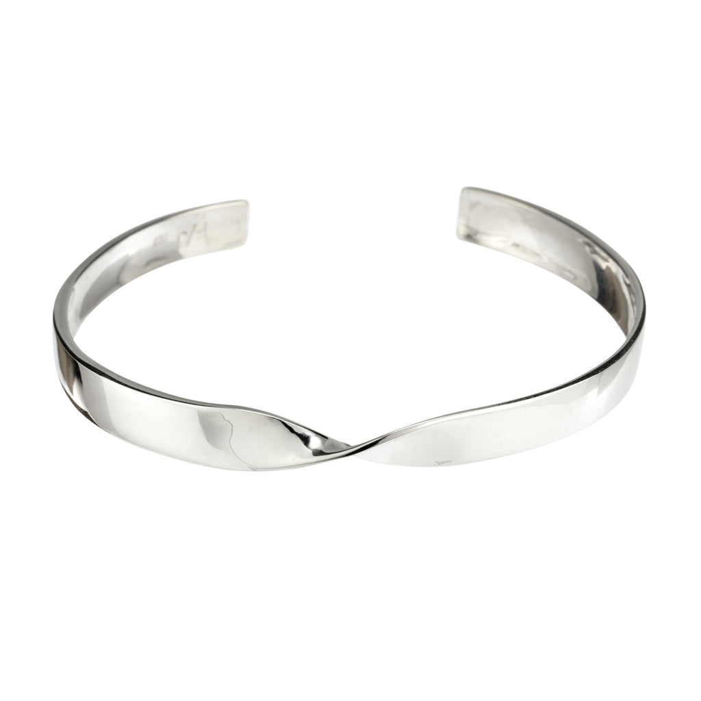 Knotted Up Bangle